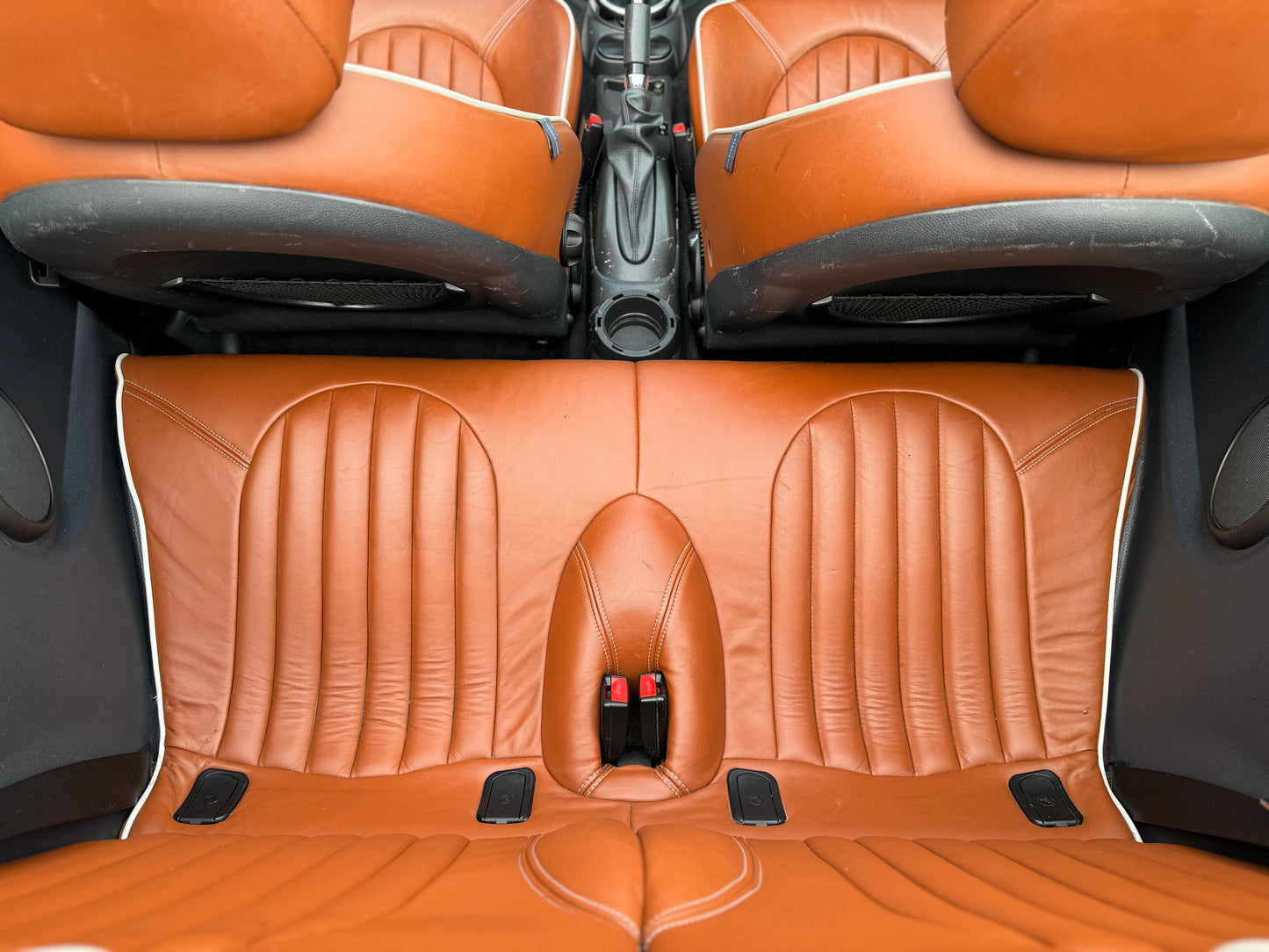 Mini Cooper 1.6 Convertible Sidewalk