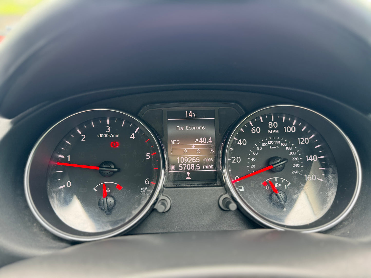 Nissan Qashqai 1.5 dci N-tec 2010