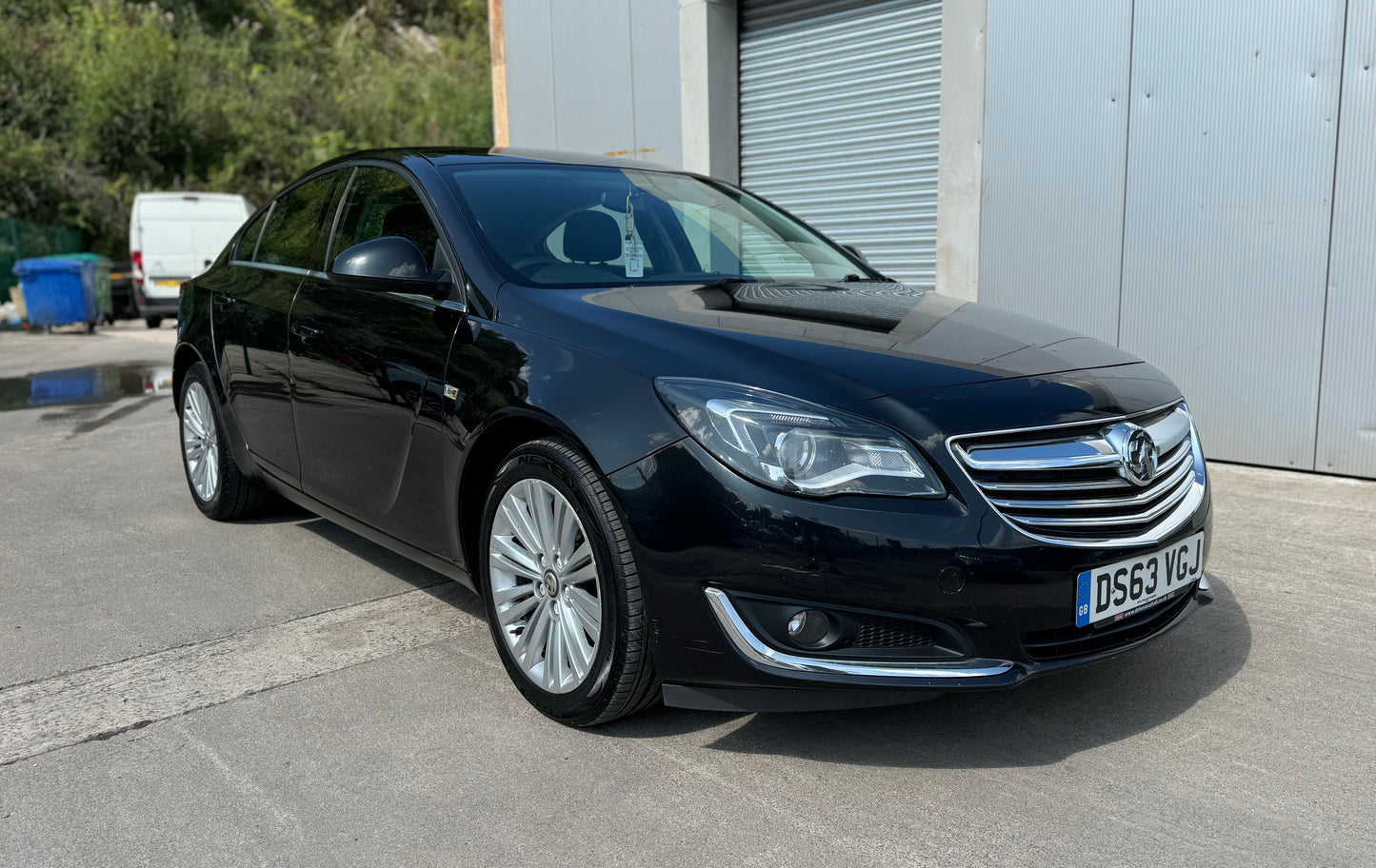 Vauxhall Insignia 1.8 Design 2013