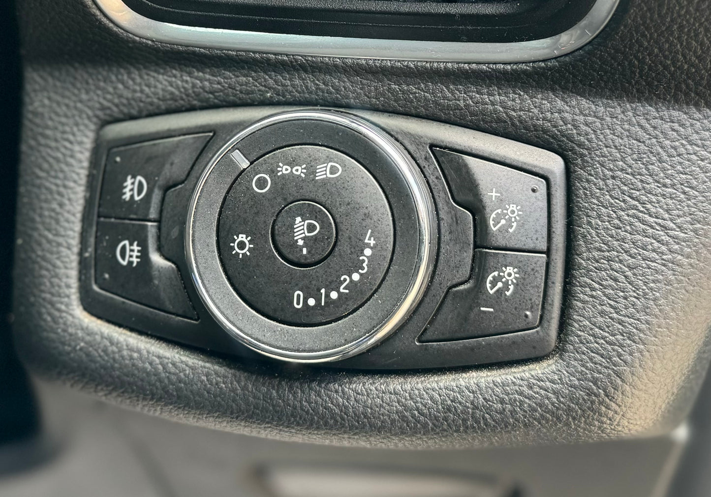 Ford B-maxx 1.5 TDCi Zetec