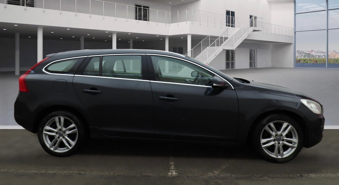 Volvo V60 1.6 D2 SE Lux 2013