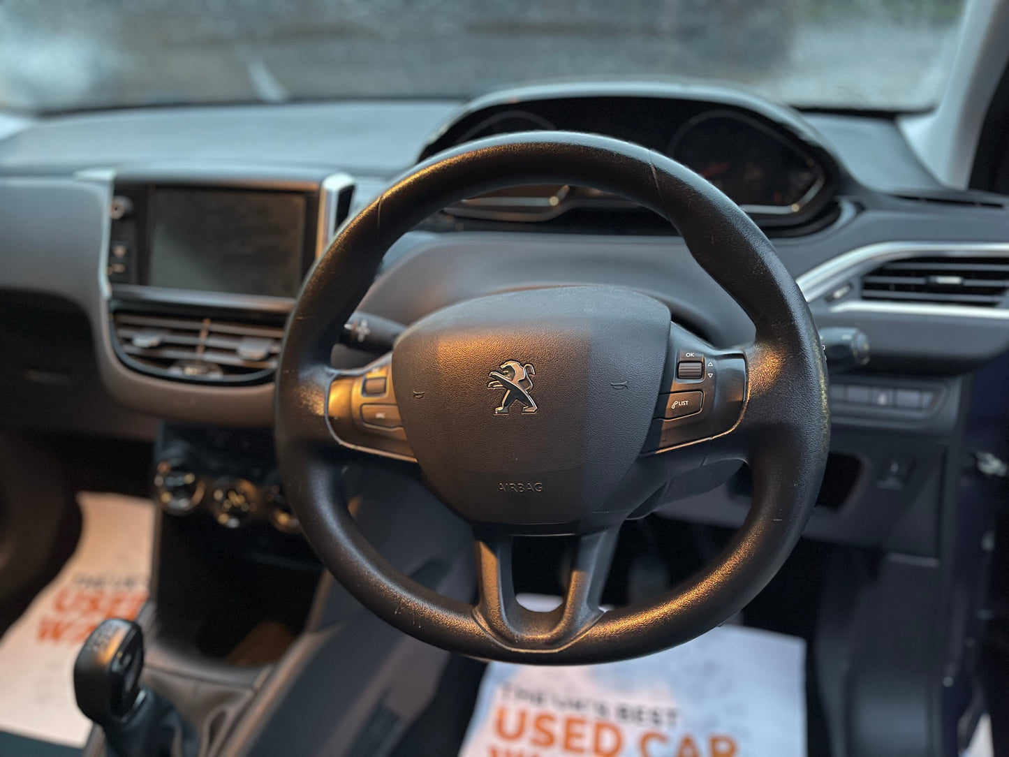 Peugeot 208 PureTech Active 1.0 vti 2014