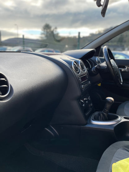 Nissan Qashqai 1.6 Petrol 2013