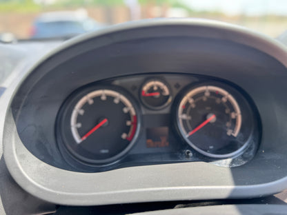 Vauxhall Corsa 1.4 26V Excite 2014