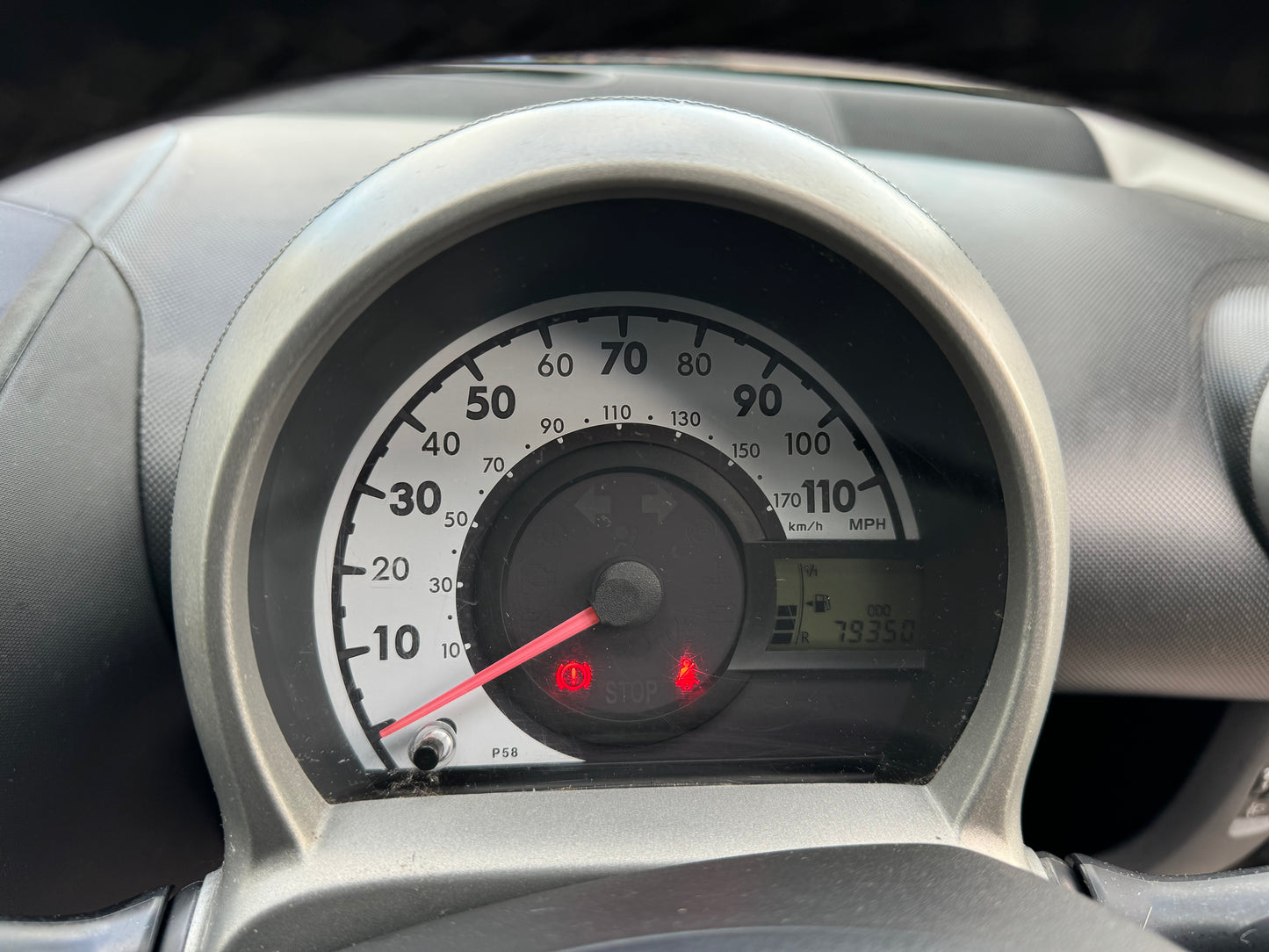 Toyota AYGO 1.0 VVT-i Ice 2012