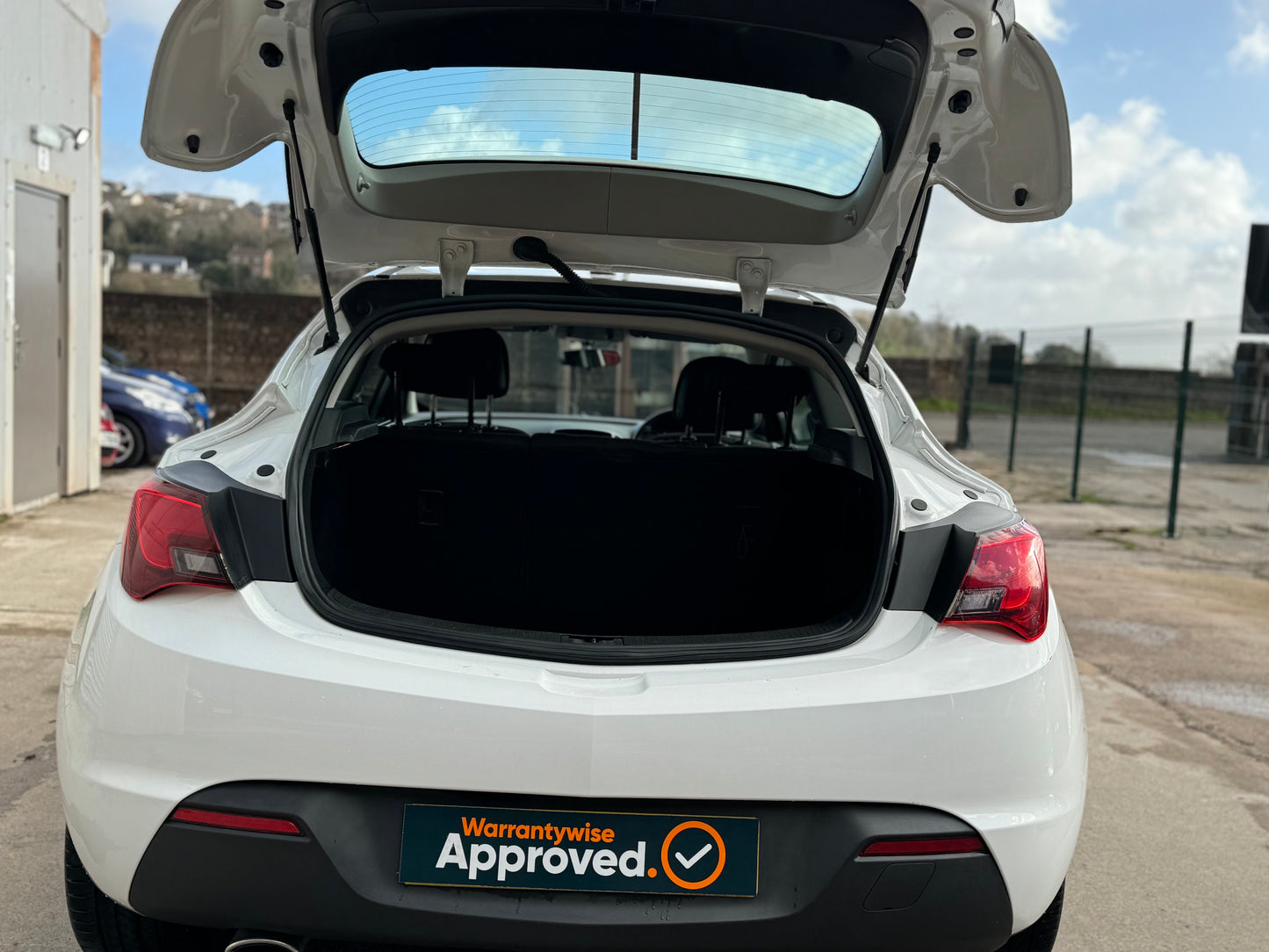 Vauxhall Astra GTC Sport 2.0 tdci 2012