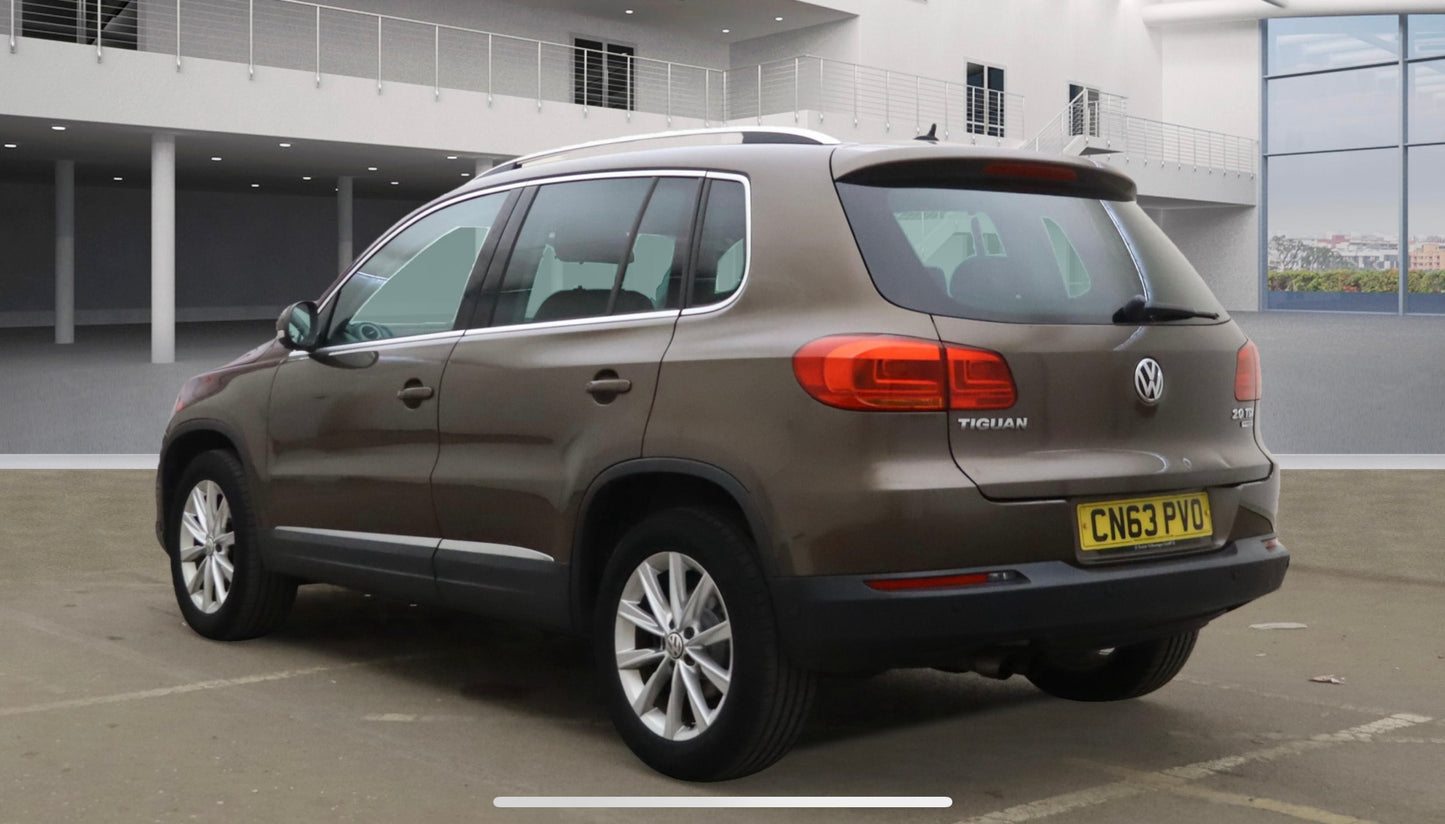 Volkswagen Tiguan 2.0 TDI BlueMotion Tech SE 2WD 2013