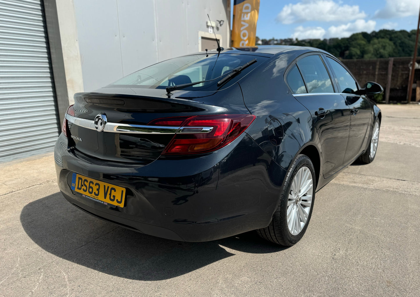 Vauxhall Insignia 1.8 Design 2013