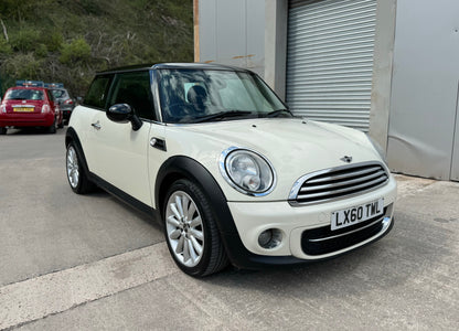 Mini Cooper 1.6 D Pepper white 2010
