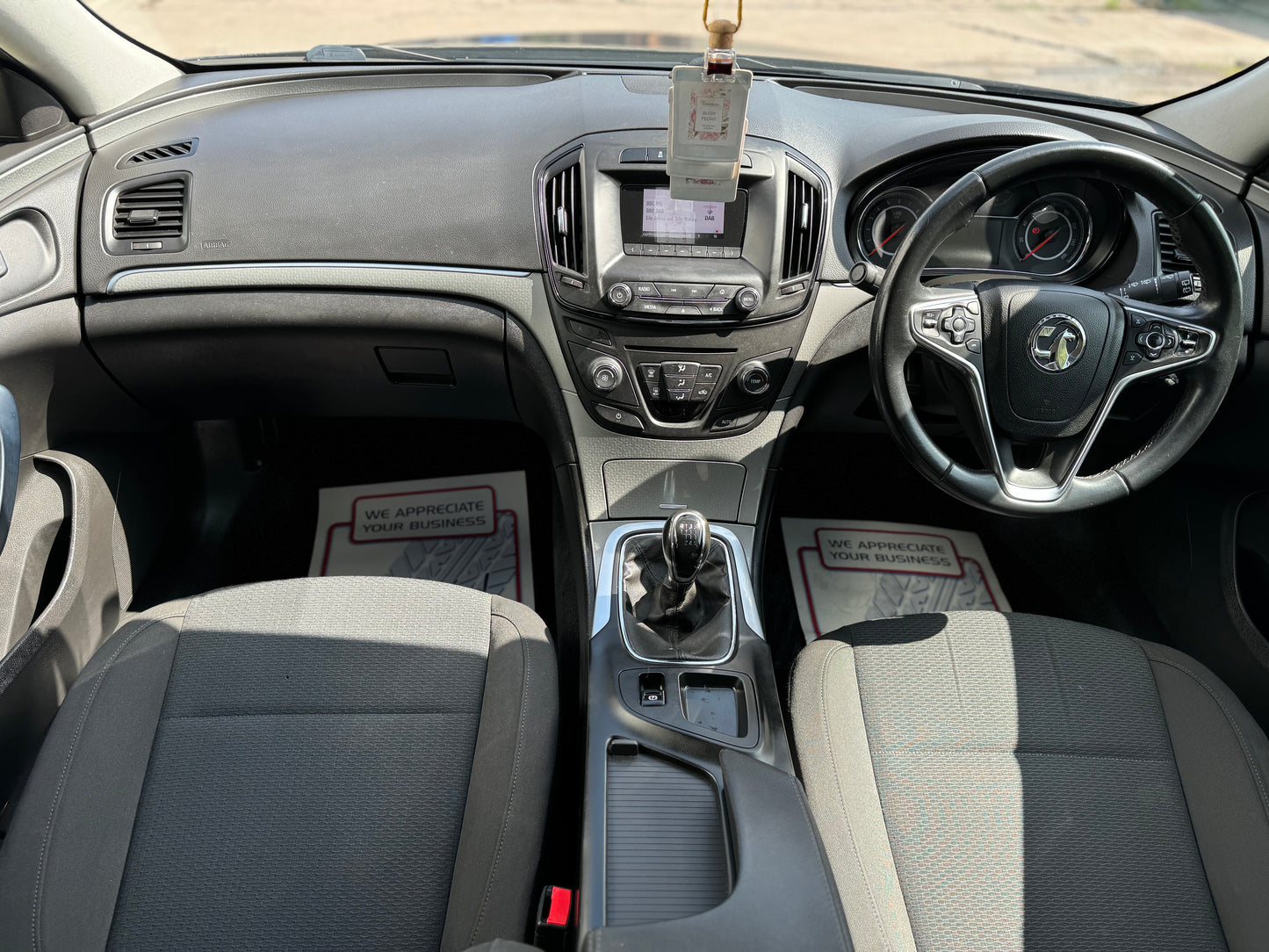 Vauxhall Insignia 1.8 Design 2013