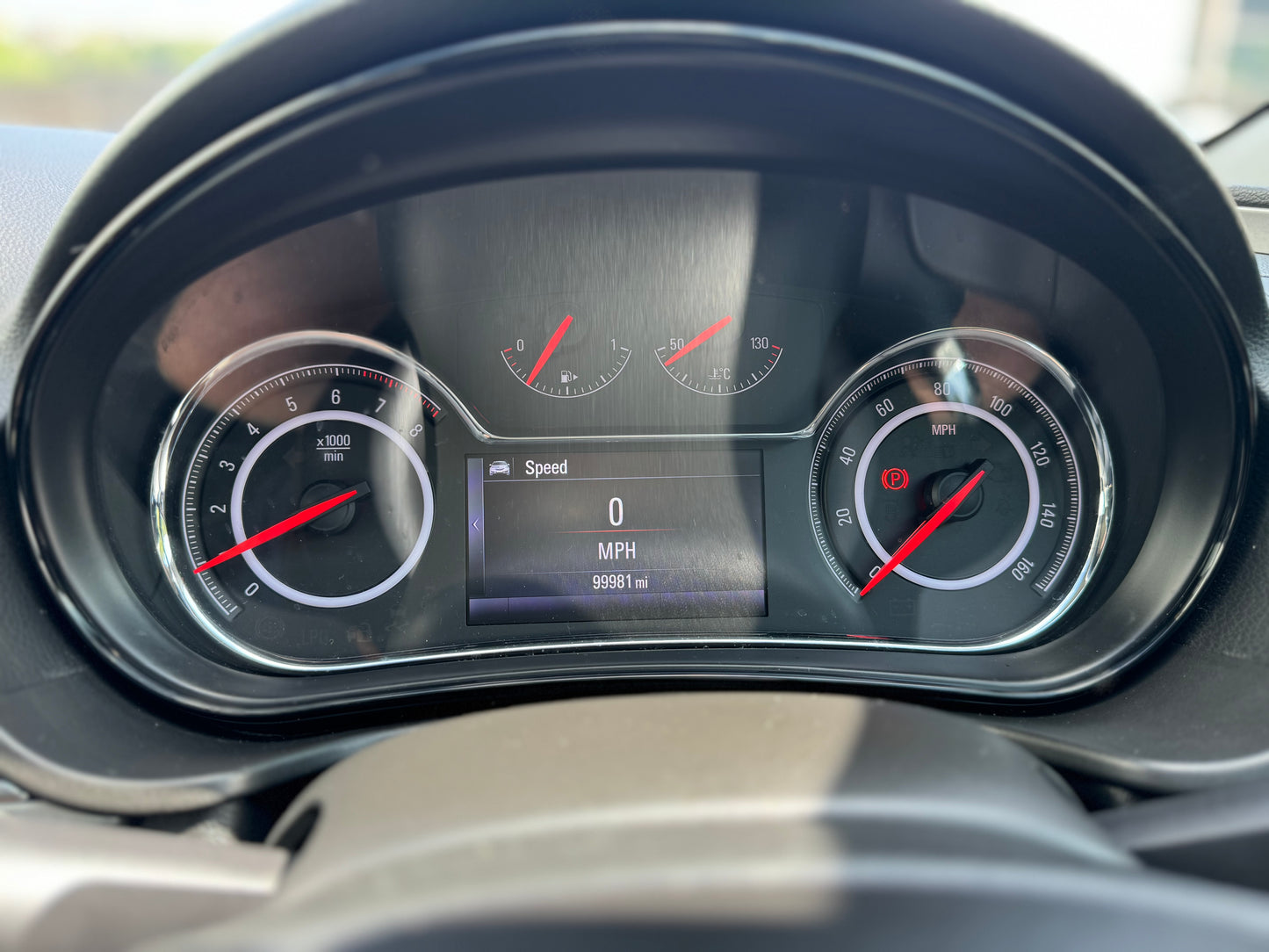 Vauxhall Insignia 1.8 Design 2013