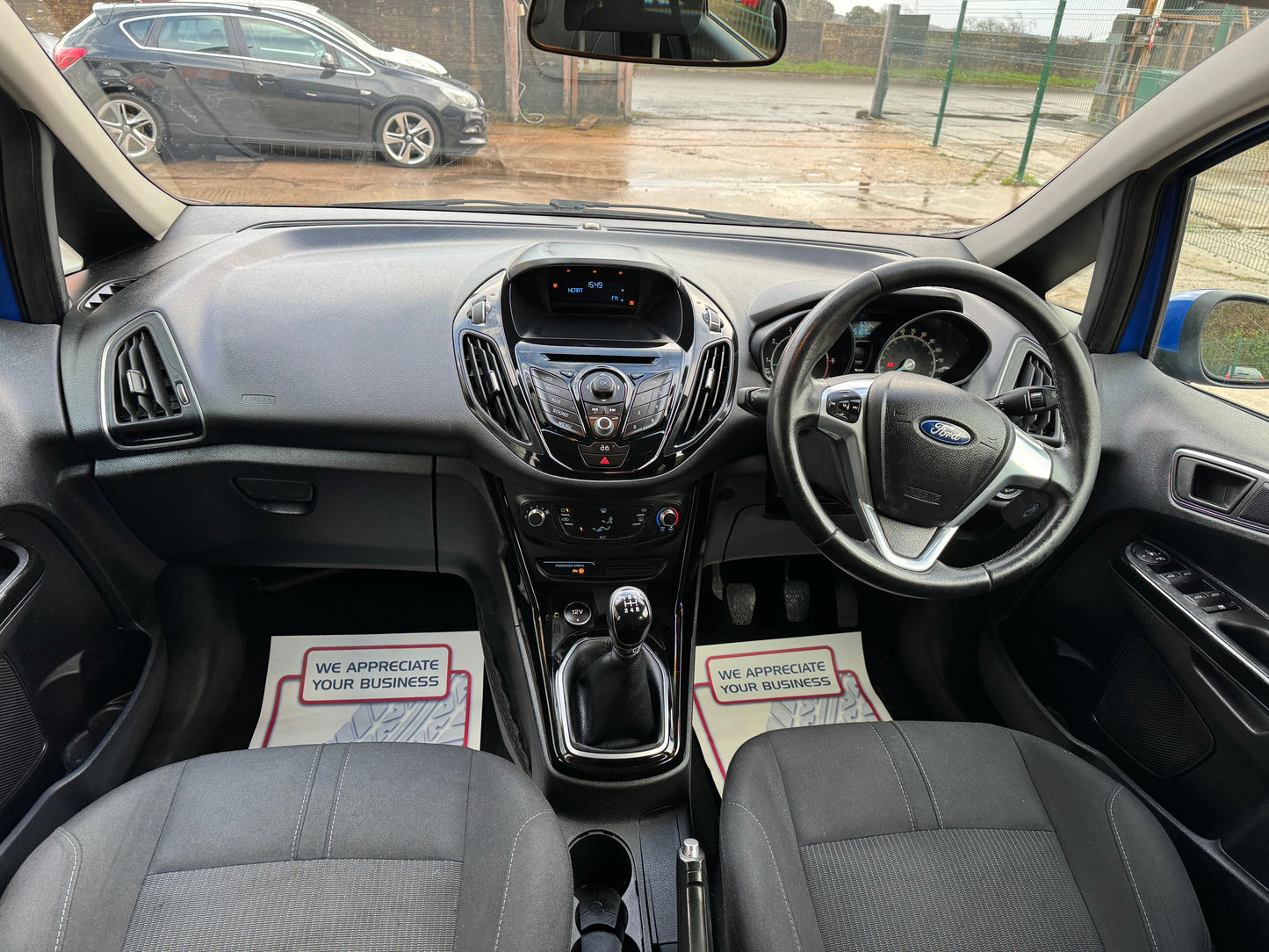 Ford b-maxx 1.4 Zetec 2013