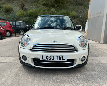 Mini Cooper 1.6 D Pepper white 2010