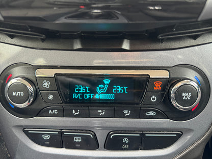 Ford Focus Titanium Navigator 1.6 tdci 2014