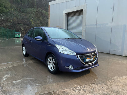 Peugeot 208 PureTech Active 1.0 vti 2014
