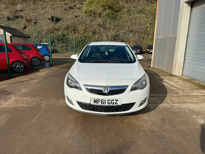 Vauxhall Astra Sri 1.6 2011