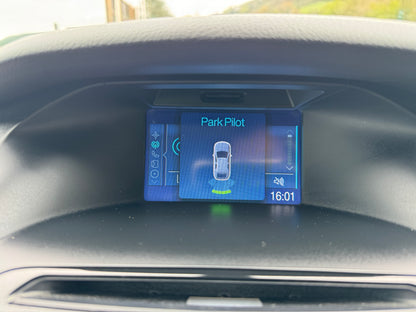 Ford Focus Titanium Navigator 1.6 tdci 2014