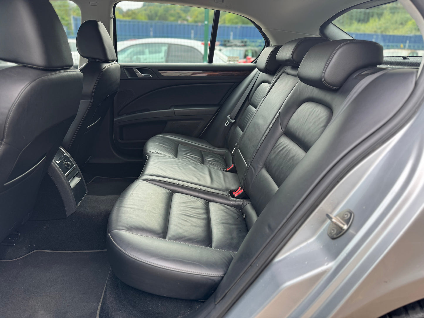 Skoda Superb 2.0 TDI Elegance DSG 2009