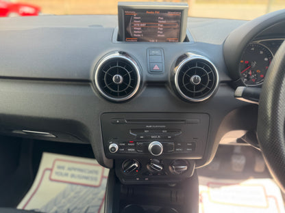 Audi A1 1.4 TFSI S line 2011