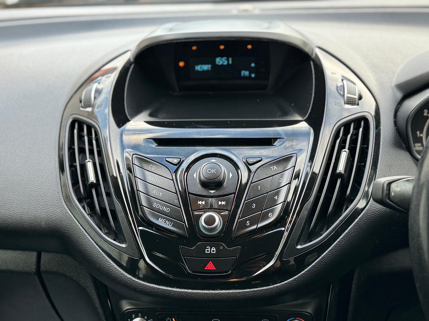 Ford b-maxx 1.4 Zetec 2013