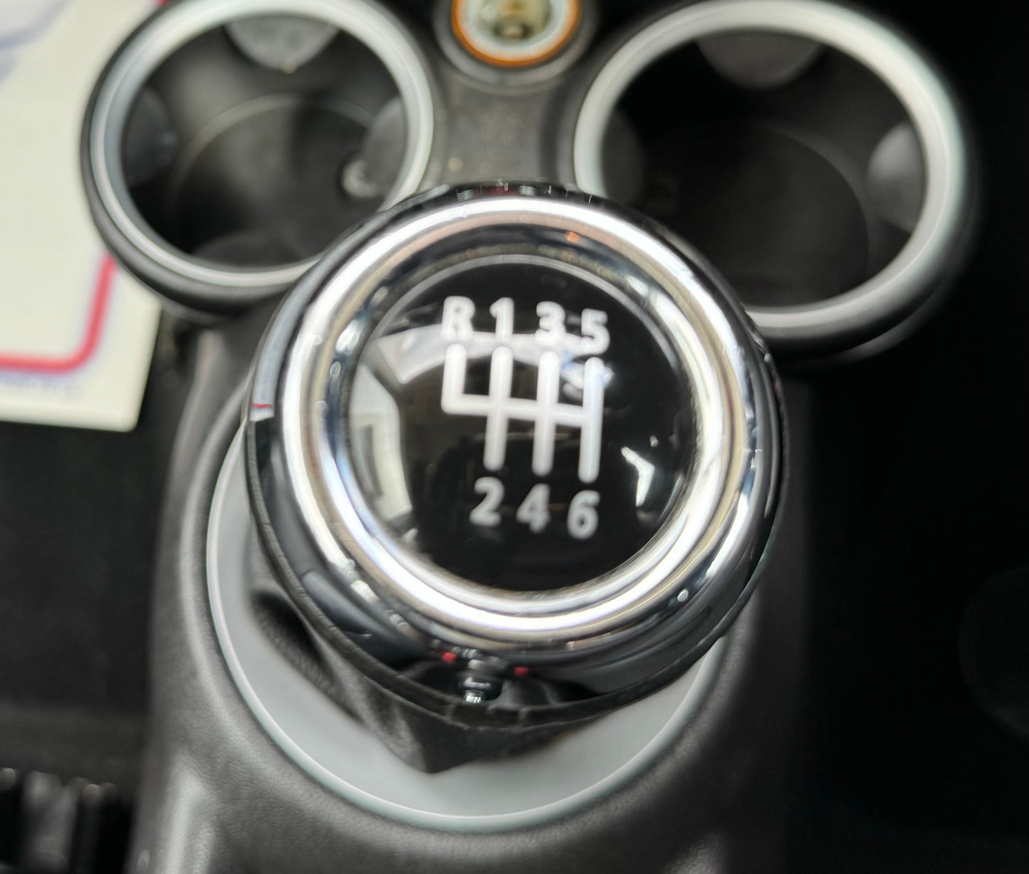 Mini Cooper 1.6 D Pepper white 2010