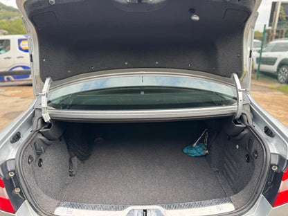 Skoda Superb 2.0 TDI Elegance DSG 2009