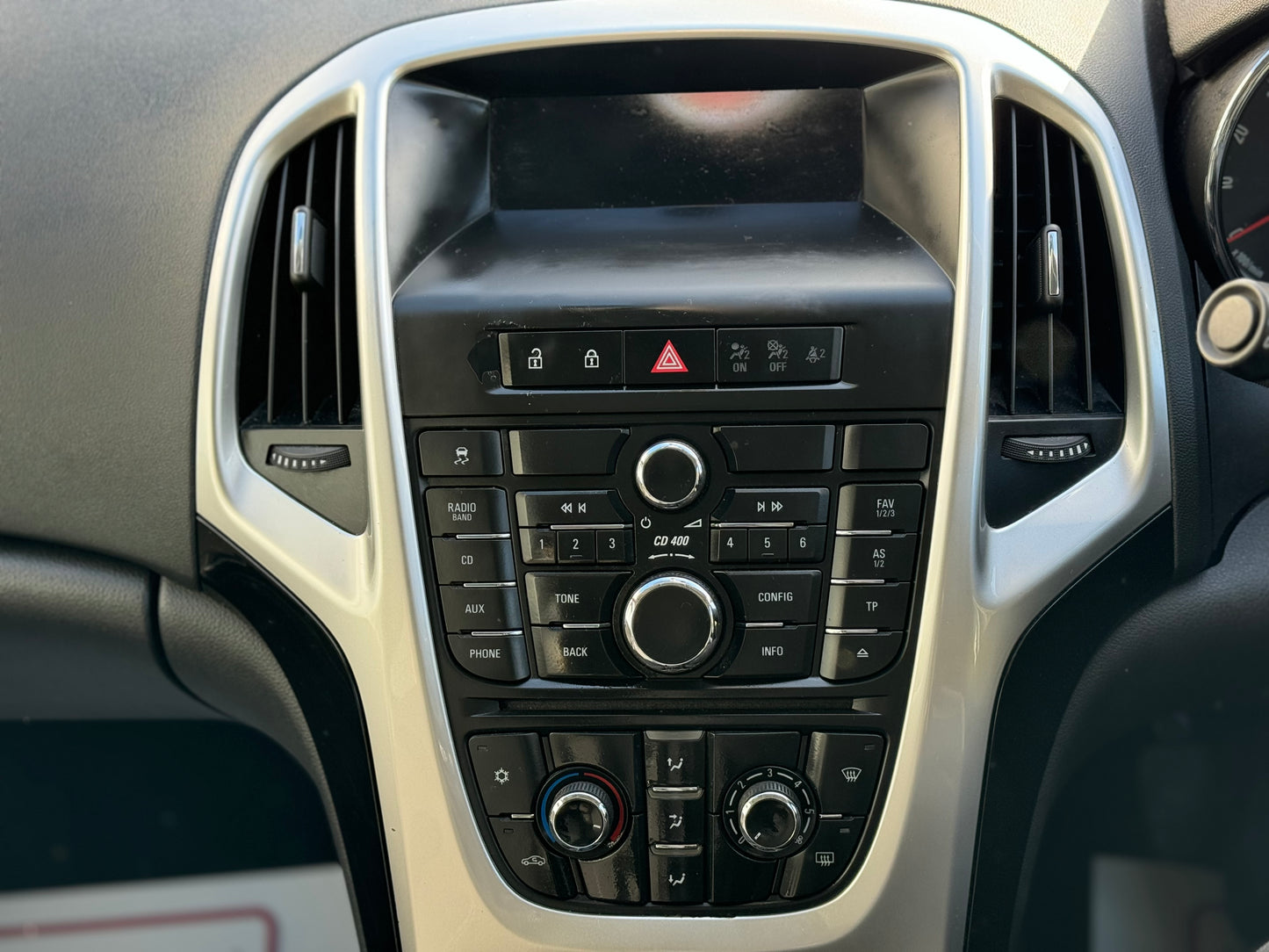 Vauxhall Astra Sri 1.6 2011