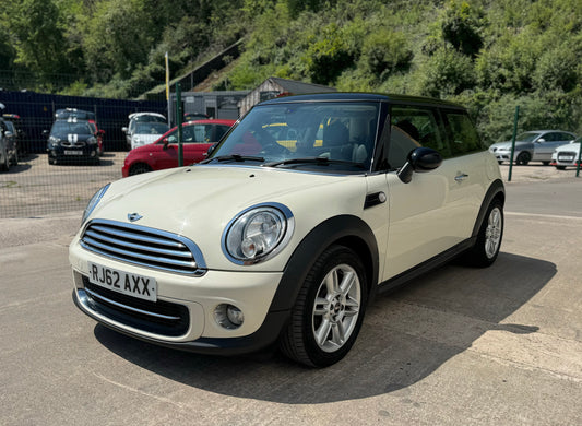 Mini Cooper 1.6 2012