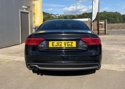 Audi A5 2.0 TDI Black Edition 2012