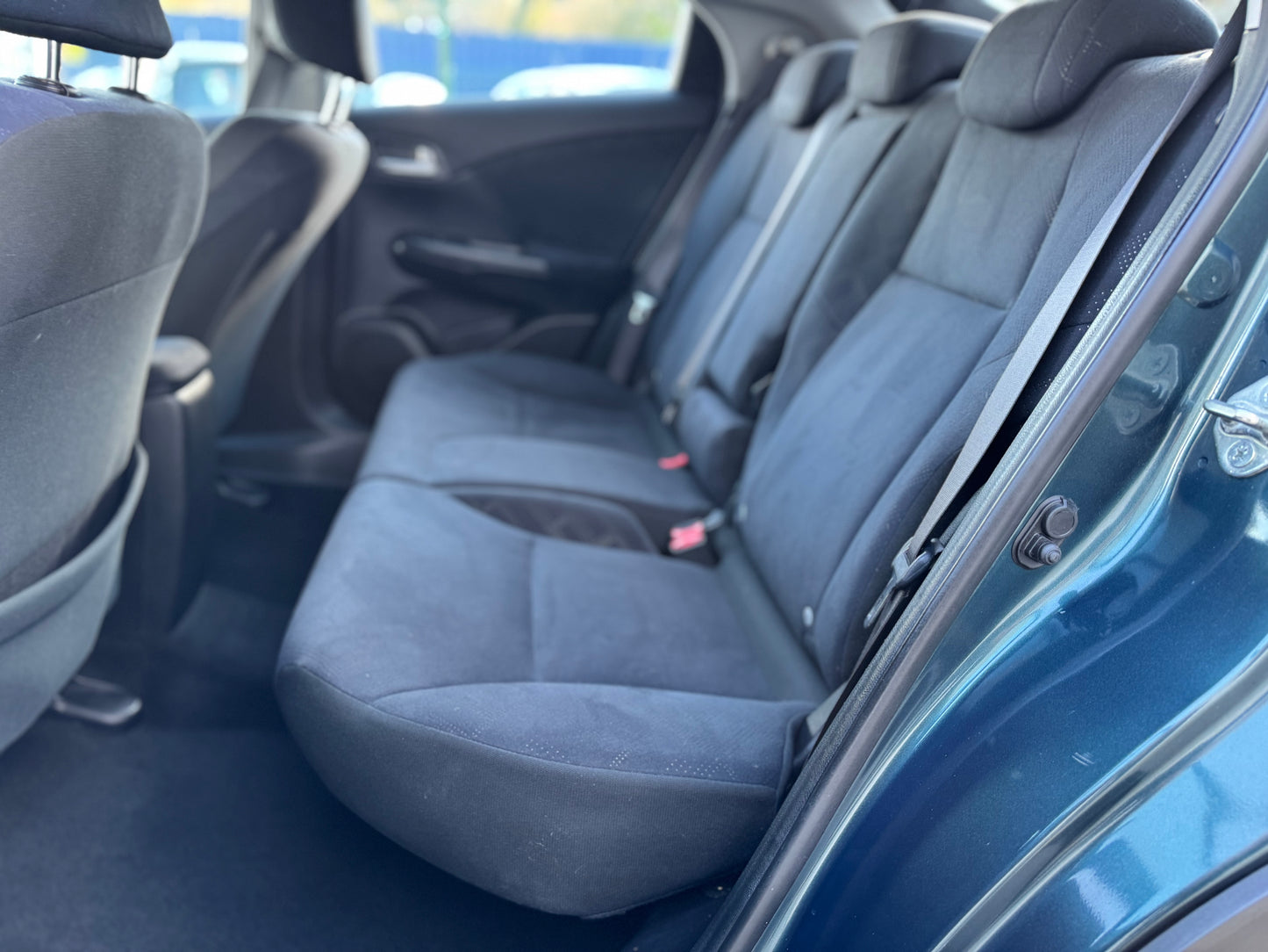 Honda Civic 1.8 i-VTEC ES 2012