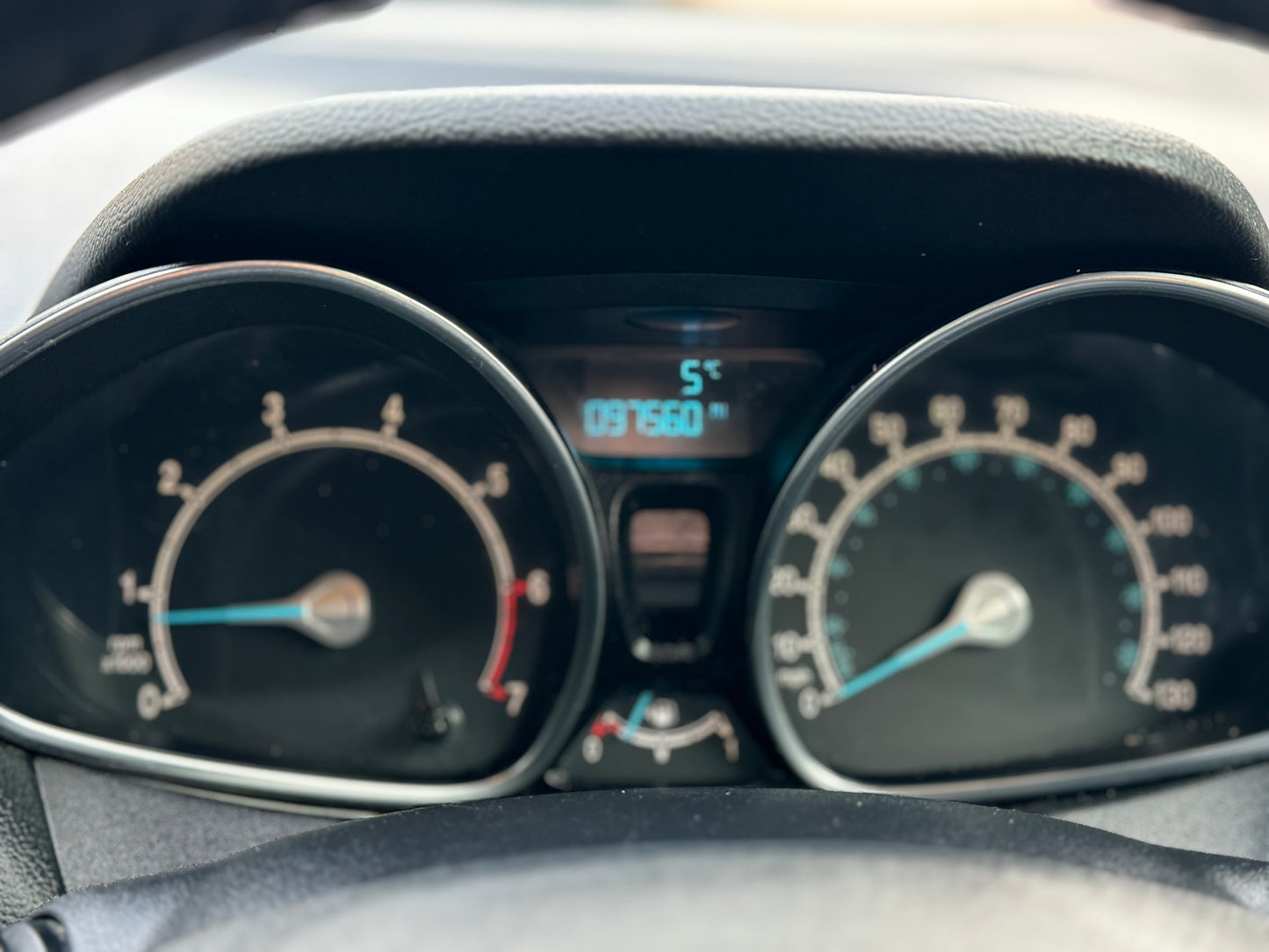 Ford b-maxx 1.4 Zetec 2013