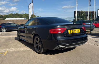 Audi A5 2.0 TDI Black Edition 2012