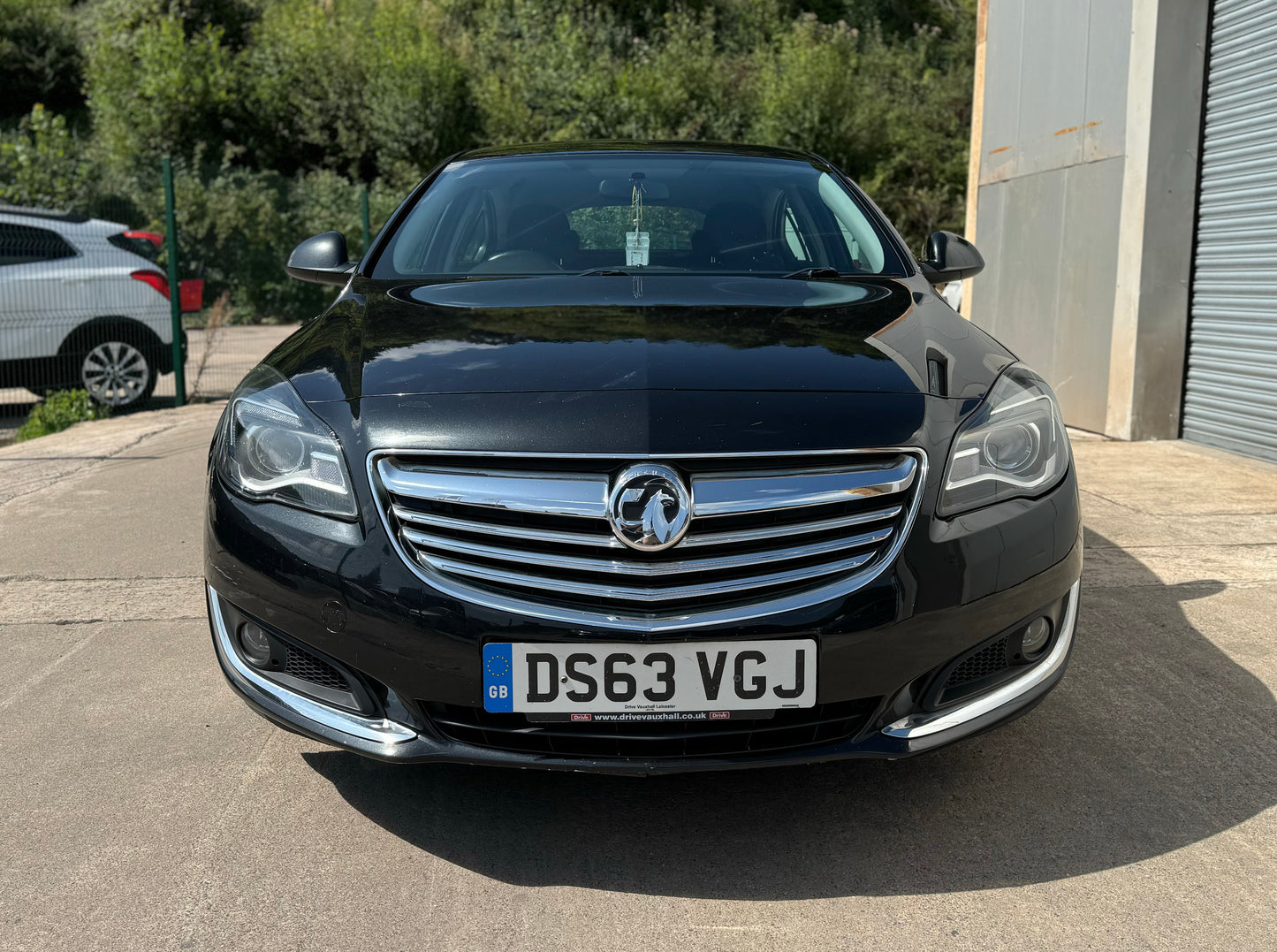 Vauxhall Insignia 1.8 Design 2013