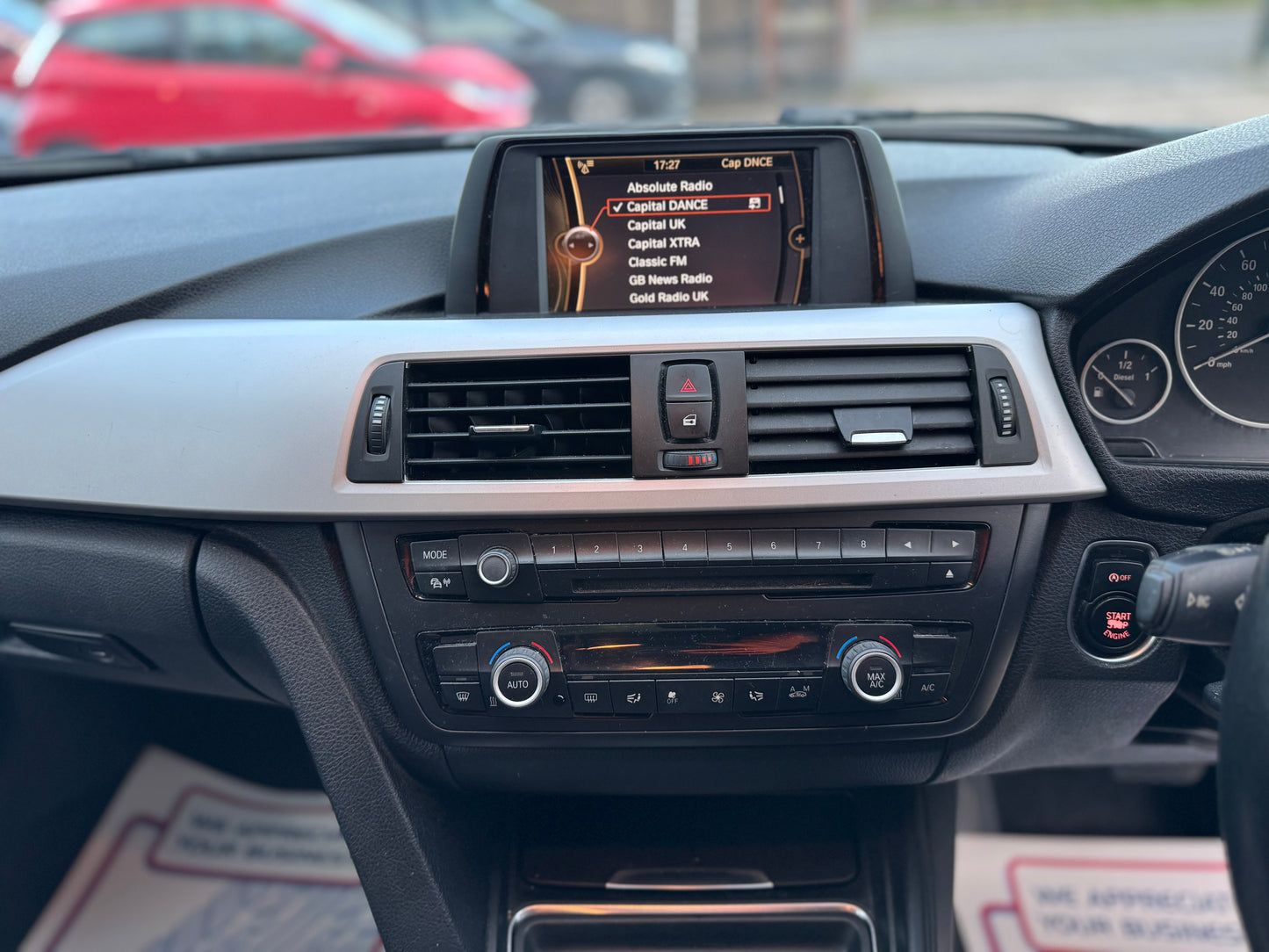 BMW 3 Series 2.0 318d SE Auto 2013