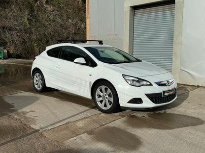 Vauxhall Astra GTC Sport 2.0 tdci 2012