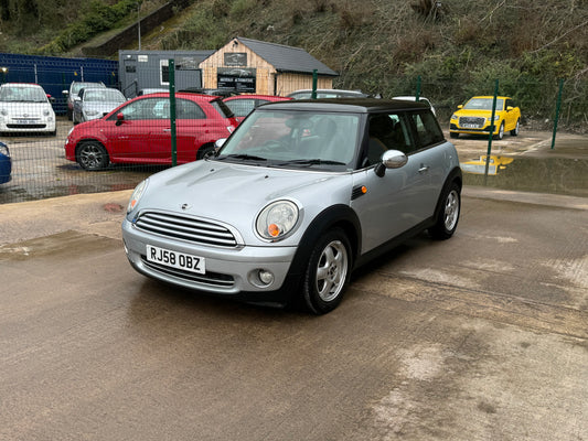 Mini Cooper 1.6 2008