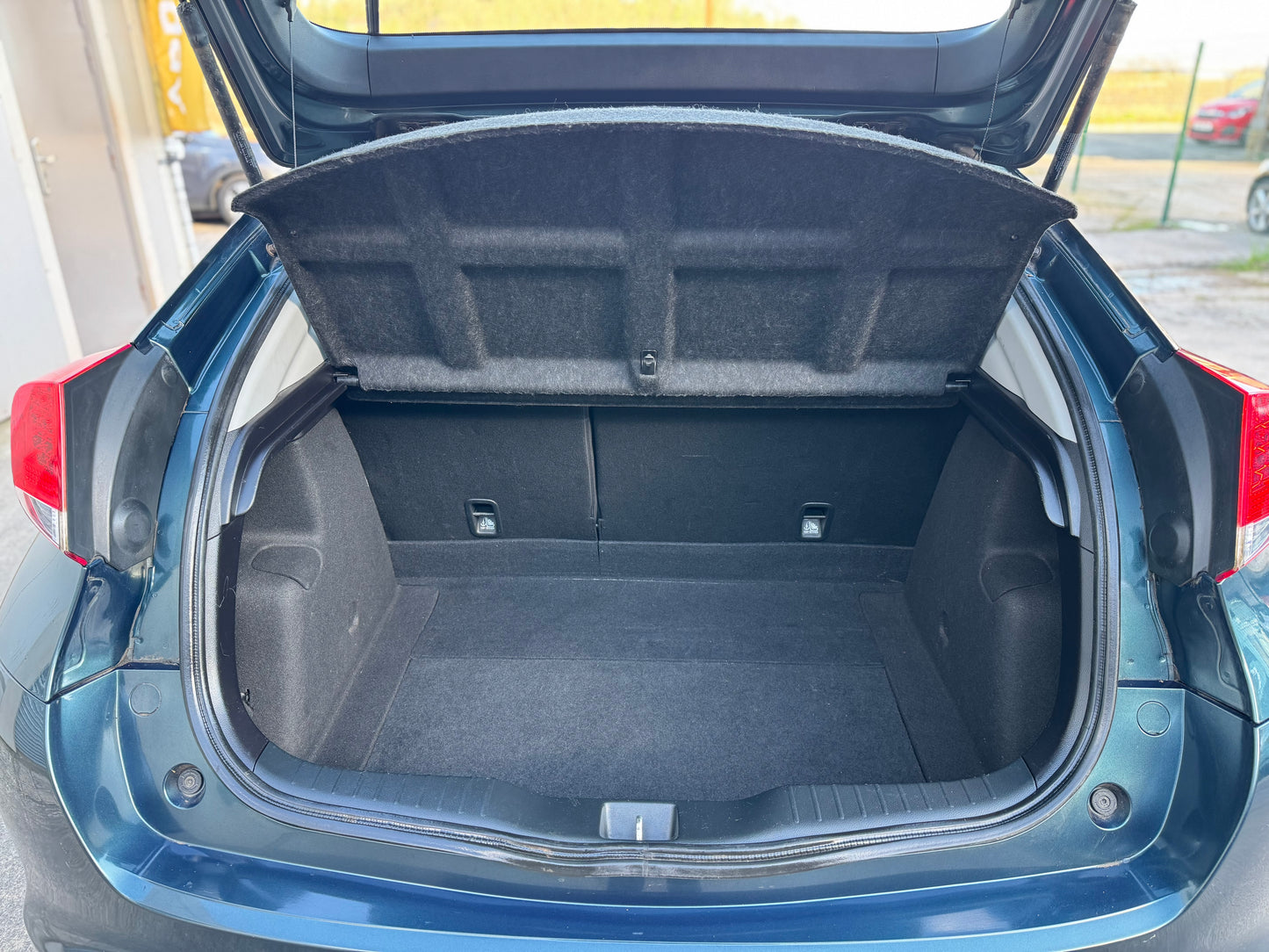 Honda Civic 1.8 i-VTEC ES 2012