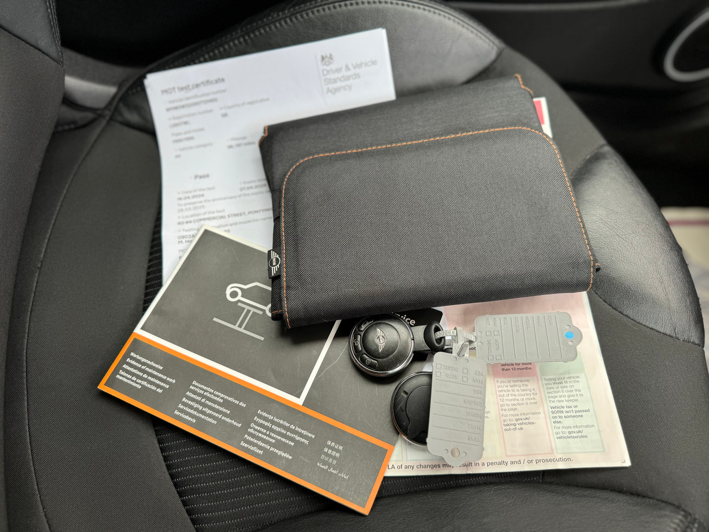 Mini Cooper 1.6 D Pepper white 2010