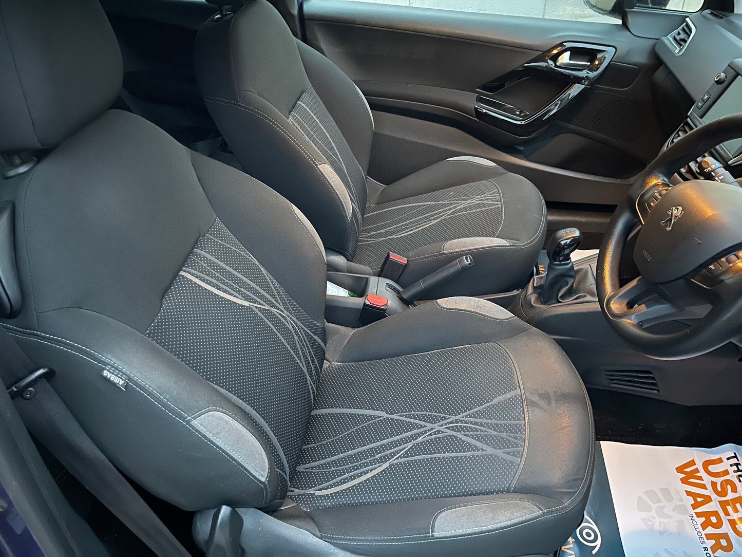 Peugeot 208 PureTech Active 1.0 vti 2014