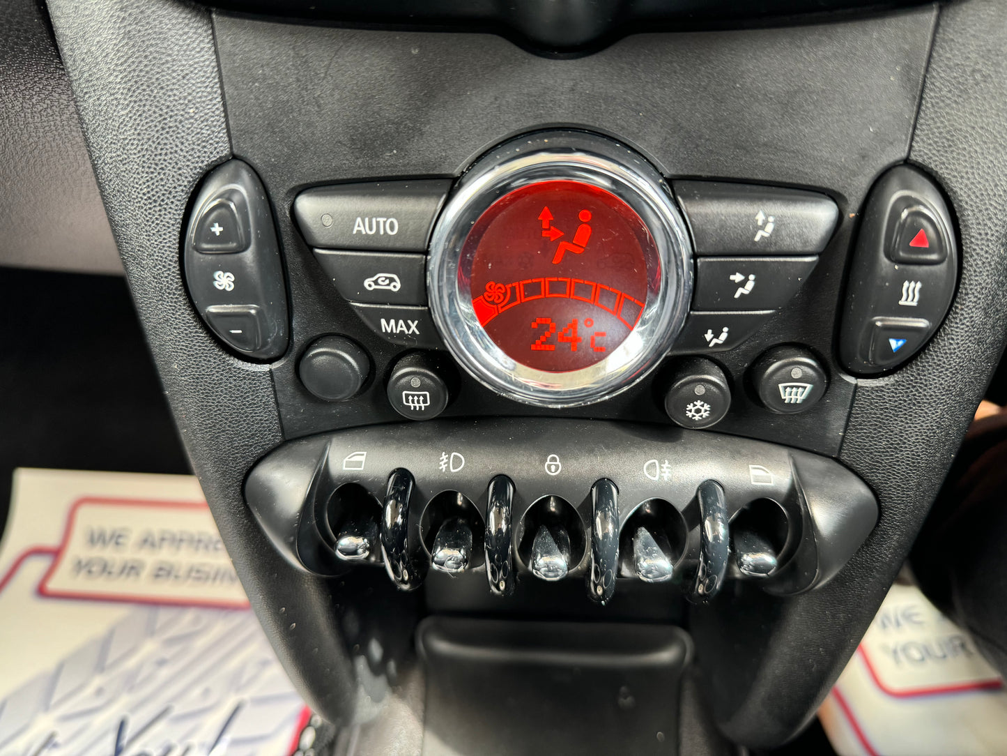 Mini Cooper 1.6 D Pepper white 2010