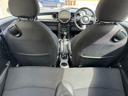 Mini Cooper 1.6 D Pepper white 2010