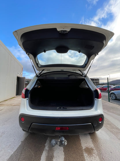 Nissan Qashqai 1.6 Petrol 2013