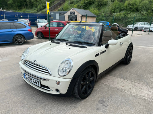 Mini Cooper 1.6 Convertible Sidewalk