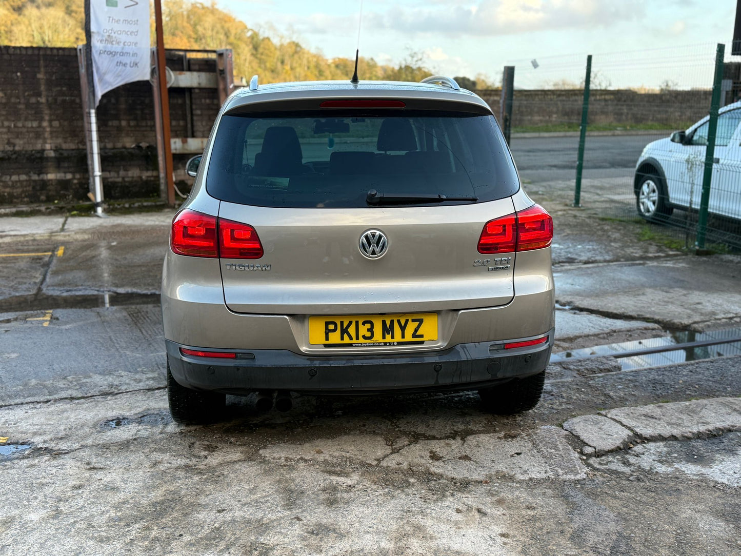 Volkswagen Tiguan 2.0 TDI BlueMotion Tech SE 4WD 2013