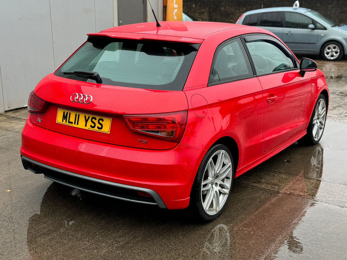 Audi A1 1.6 TDI S-line 2011