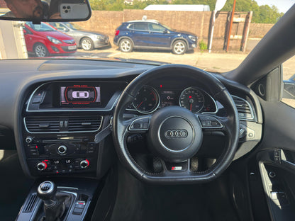 Audi A5 2.0 TDI Black Edition 2012
