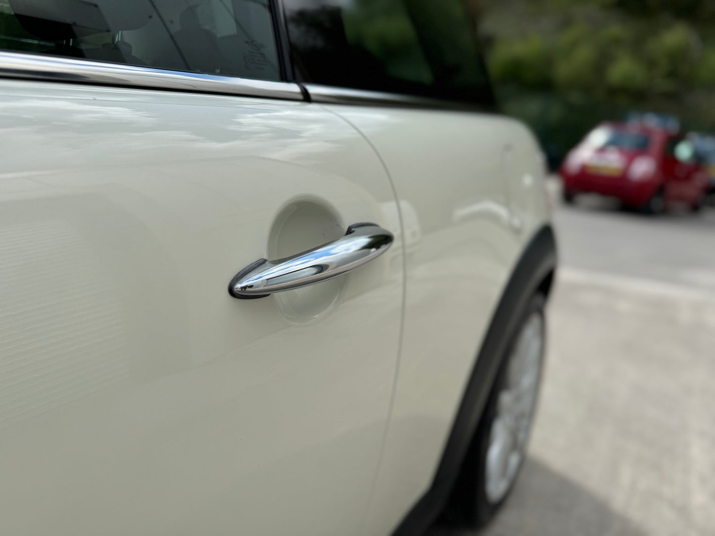 Mini Cooper 1.6 D Pepper white 2010