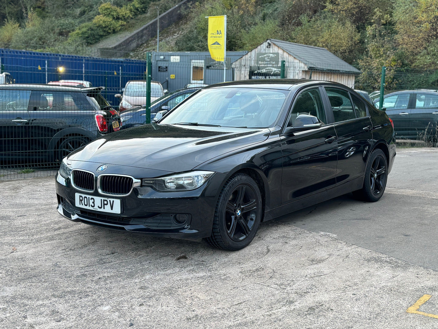 BMW 3 Series 2.0 318d SE Auto 2013