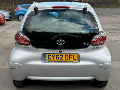 Toyota AYGO 1.0 VVT-i Ice 2012