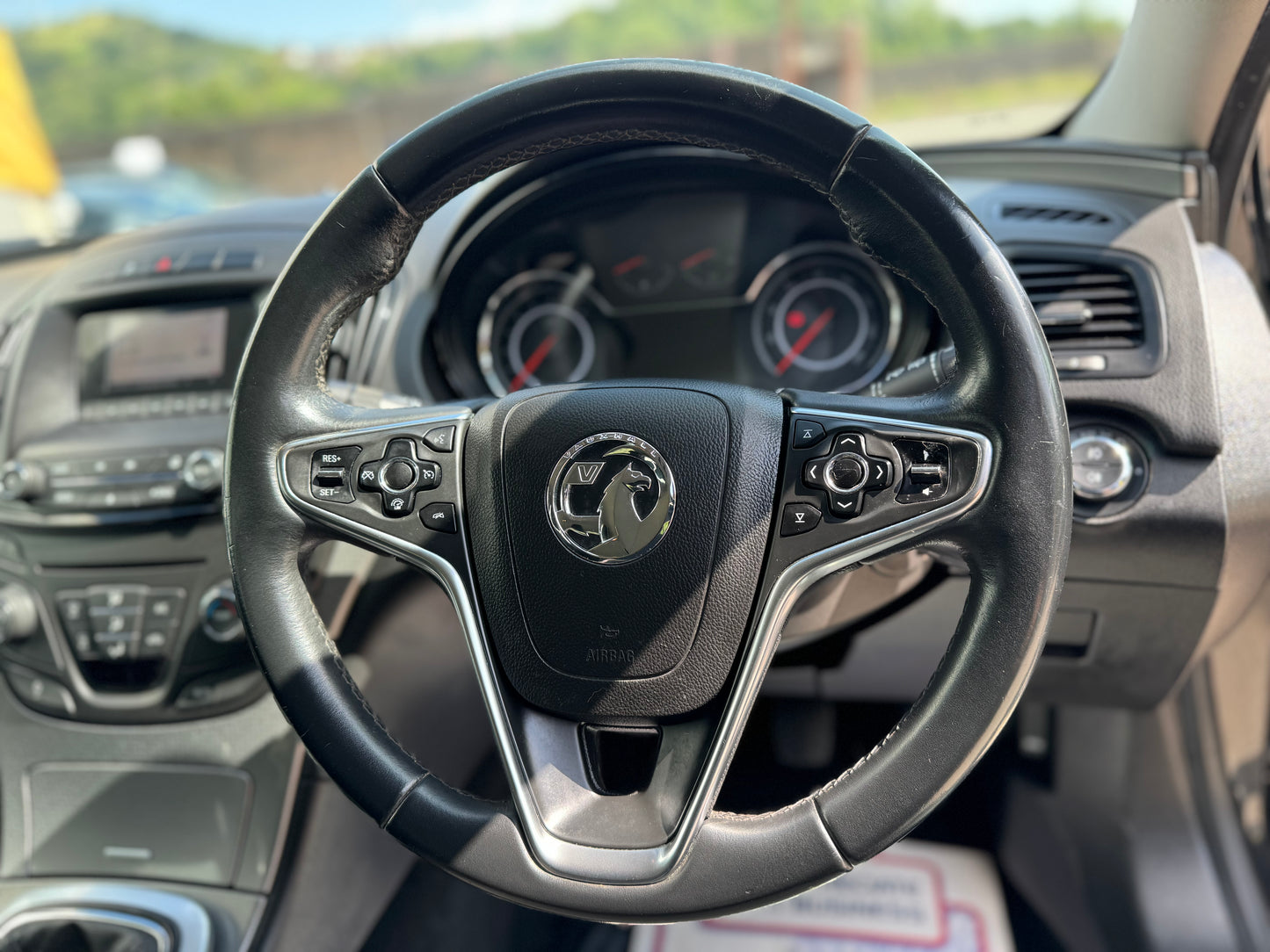 Vauxhall Insignia 1.8 Design 2013